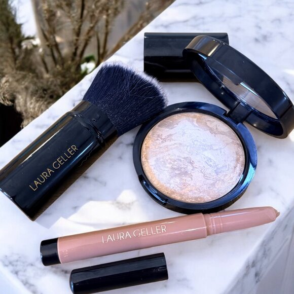 Laura Geller New Beauty Bundle Brush Eyeliner Balance N Brighten Foundation - Picture 1 of 7